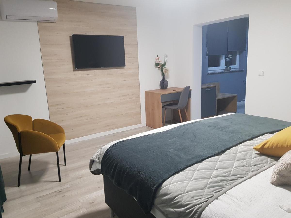 Rooms Vanteo Korenica Extérieur photo