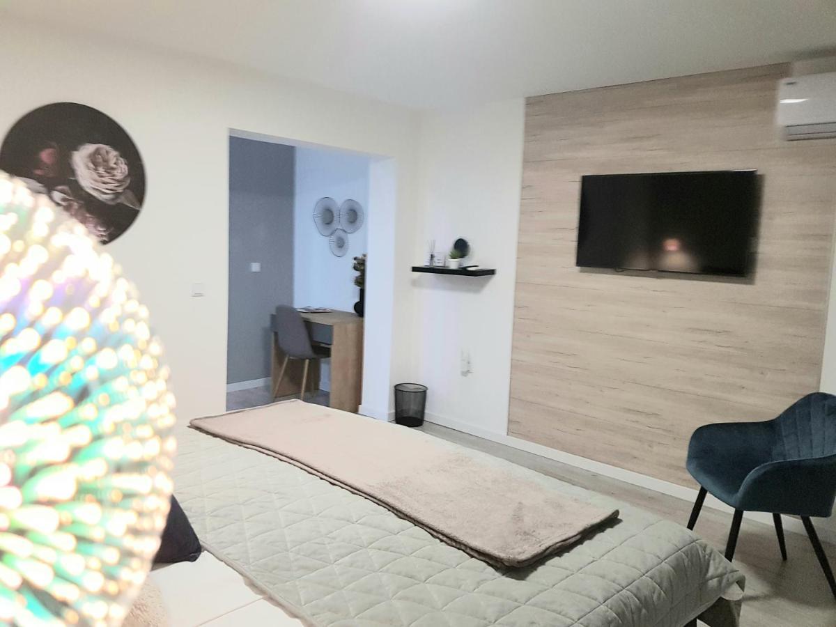 Rooms Vanteo Korenica Extérieur photo